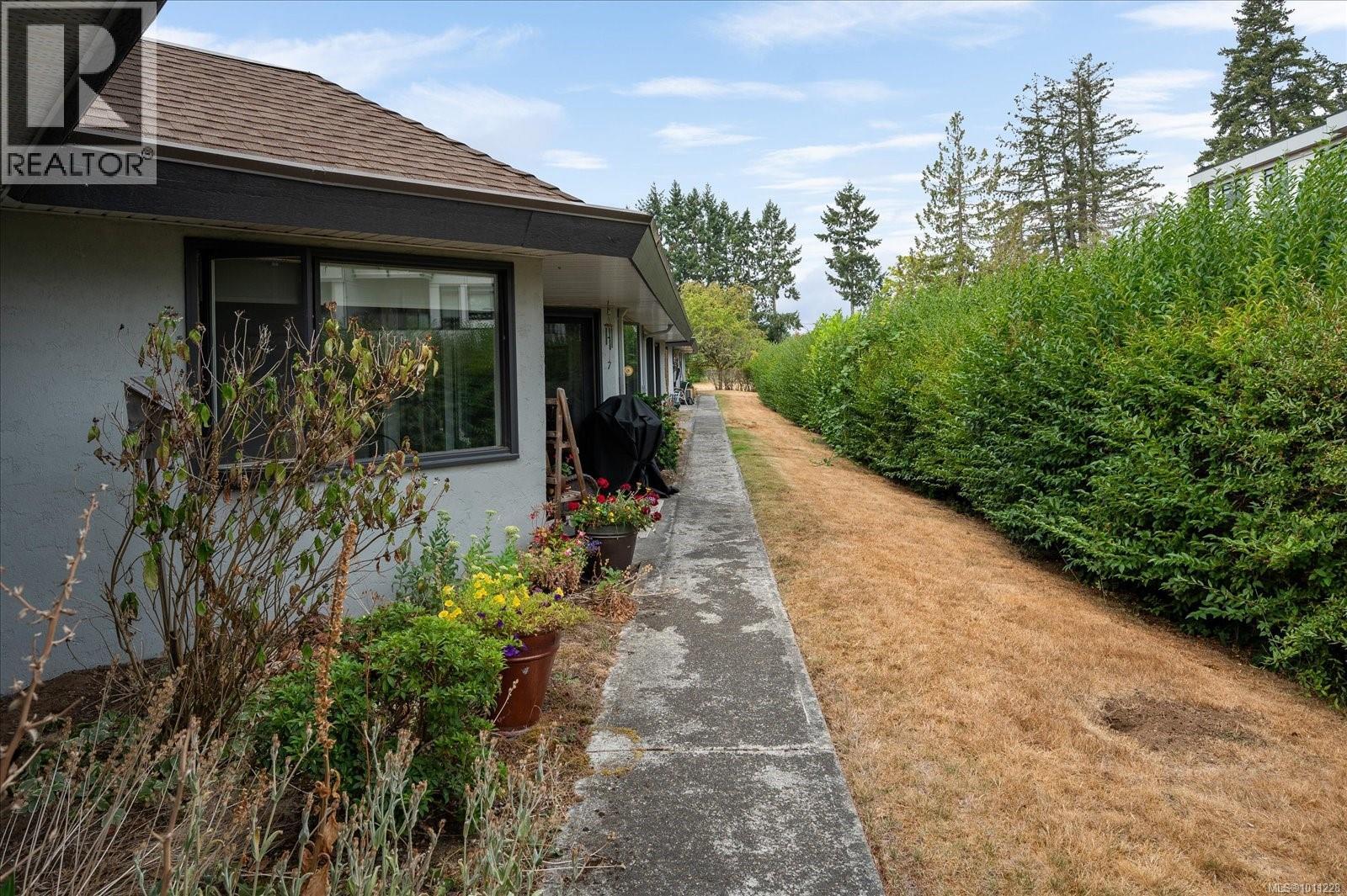 Photo 35 of 7 219 Bagshaw St, Parksville BC