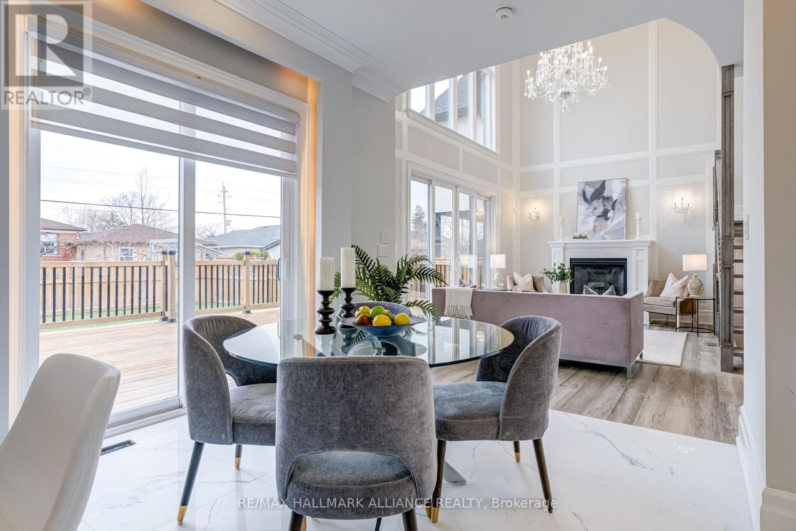 Photo 14 of 350 Weighton Drive, Oakville ON