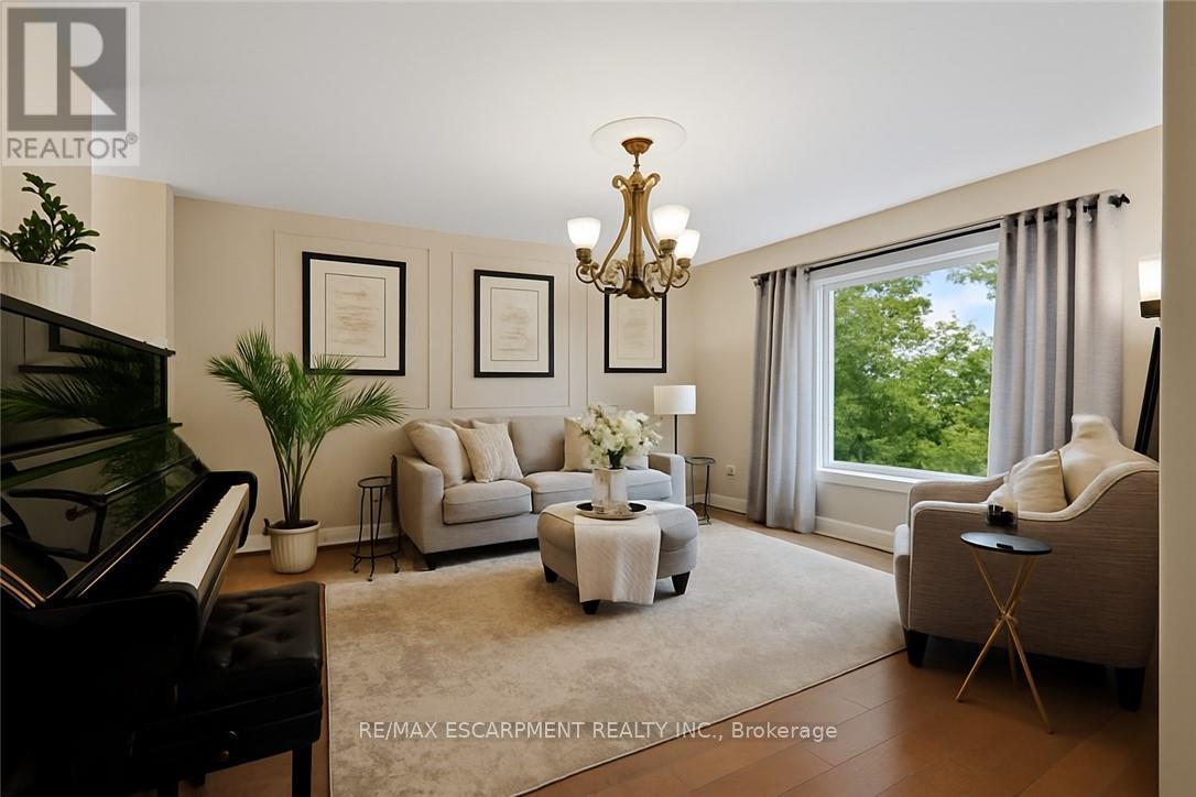 Photo 19 of 1103 Crofton Way, Burlington ON