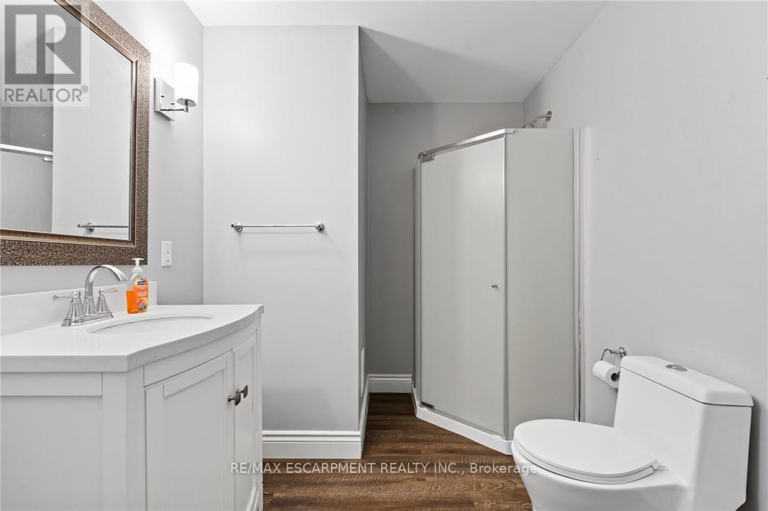 Photo 36 of 1103 Crofton Way, Burlington ON