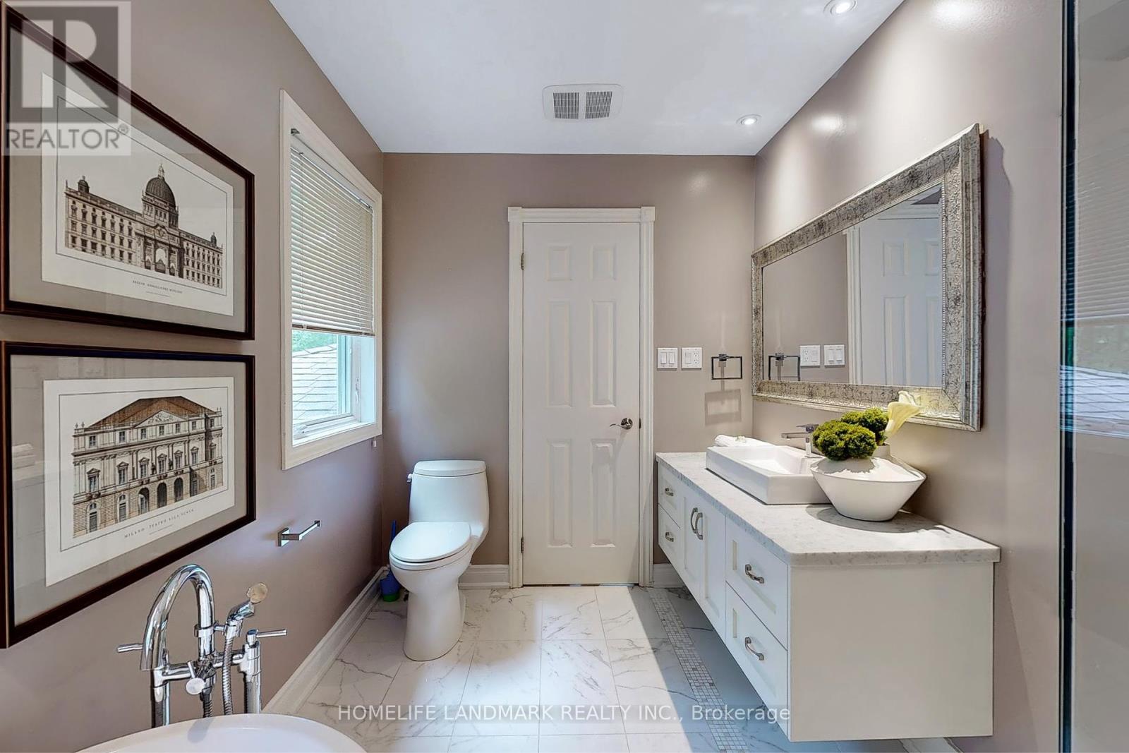 Photo 30 of 1558 Spring Road, Mississauga ON