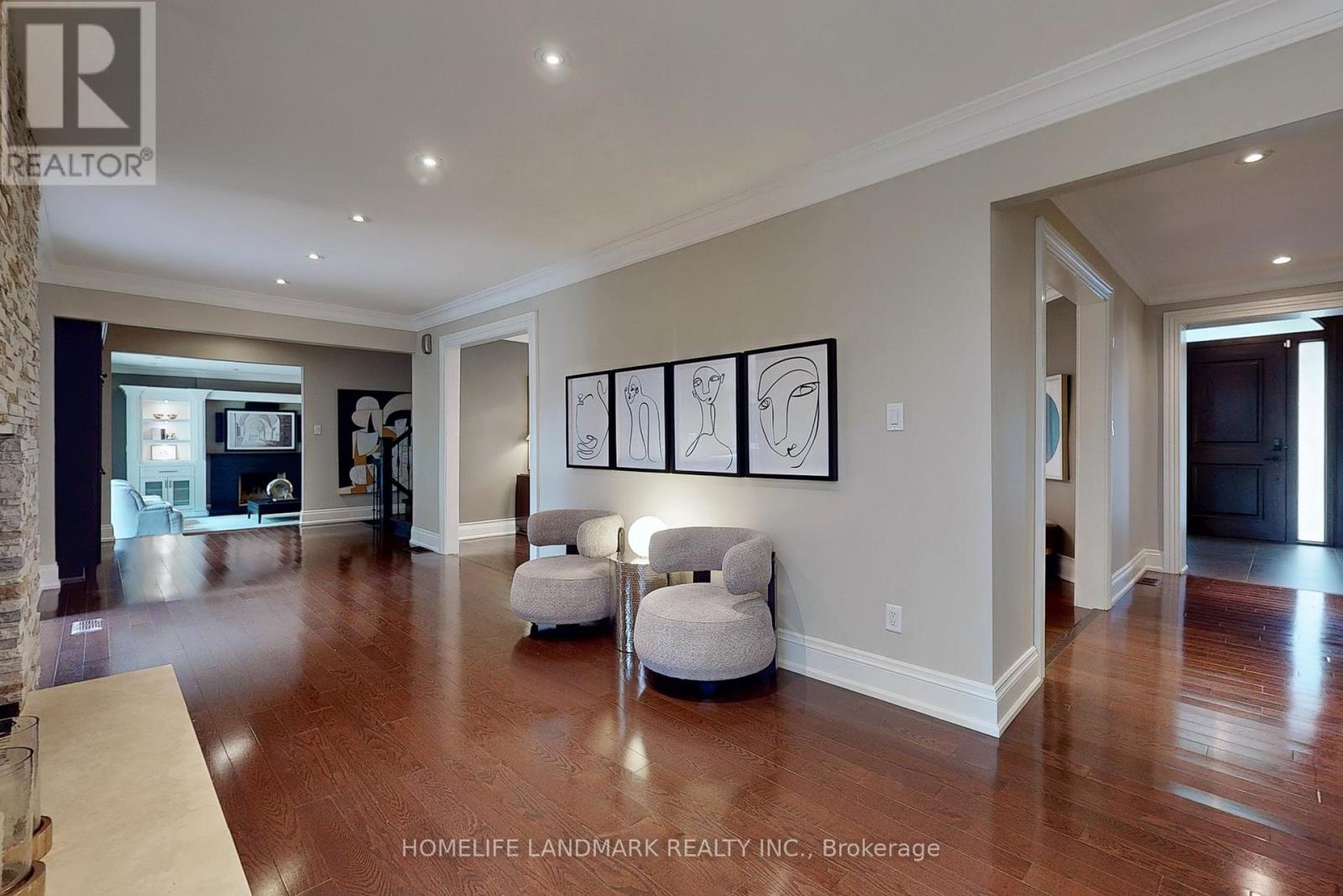 Photo 8 of 1558 Spring Road, Mississauga ON