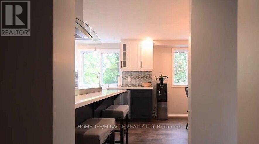 Photo 4 of 142 Hillmer Road, Cambridge ON