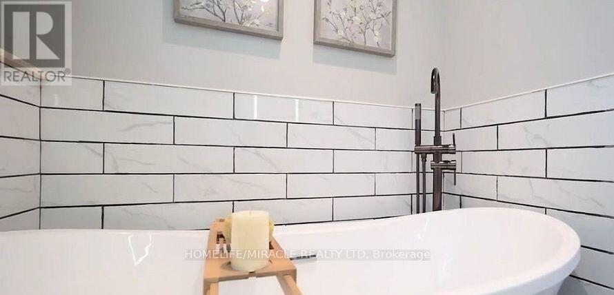 Photo 8 of 142 Hillmer Road, Cambridge ON