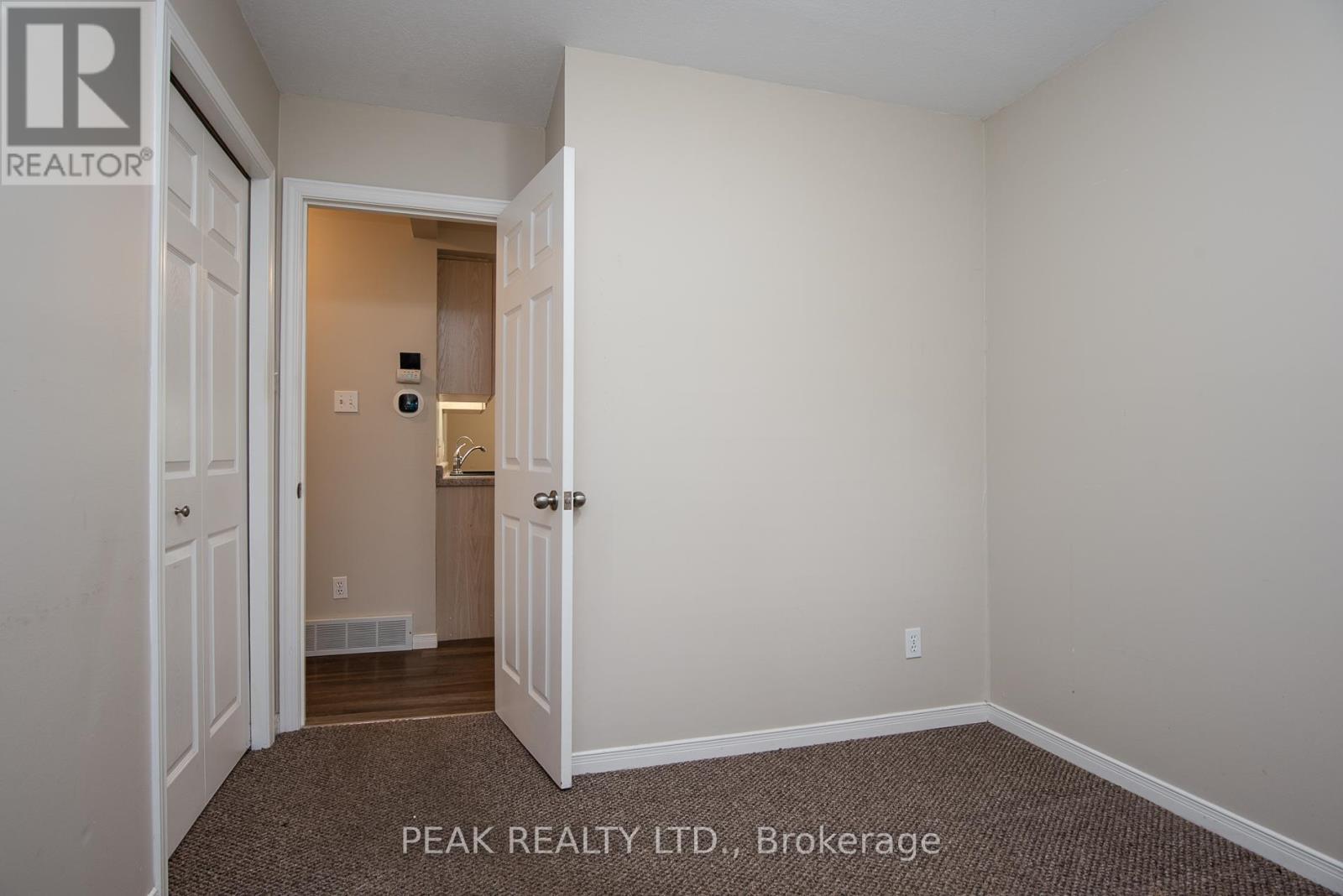 Photo 27 of 9 Macville Avenue, Kitchener ON