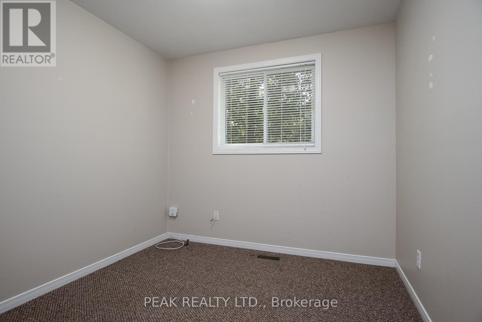 Photo 28 of 9 Macville Avenue, Kitchener ON