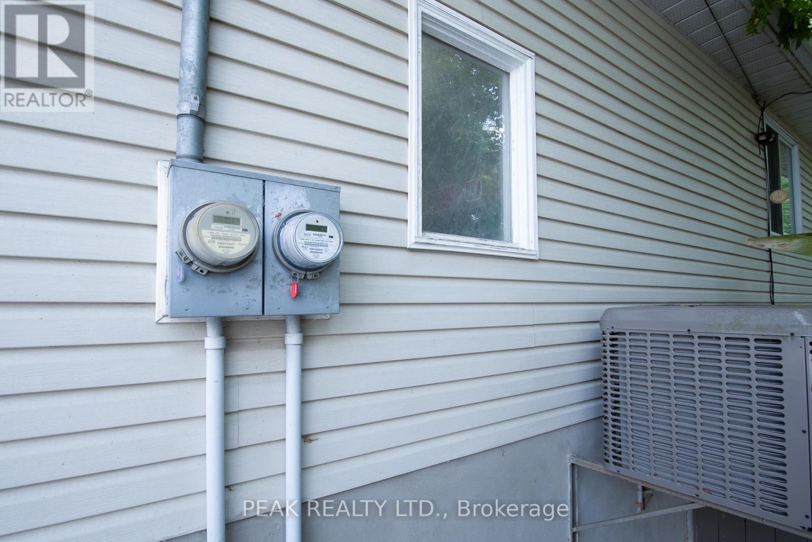 Photo 36 of 9 Macville Avenue, Kitchener ON