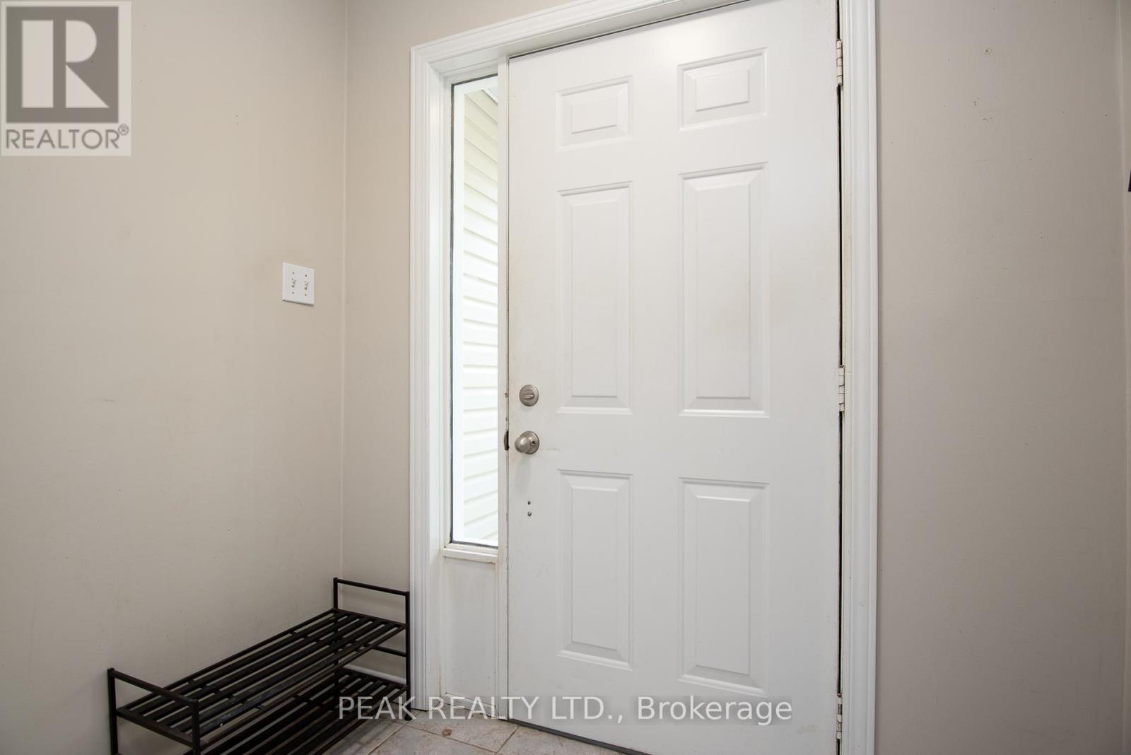 Photo 38 of 9 Macville Avenue, Kitchener ON