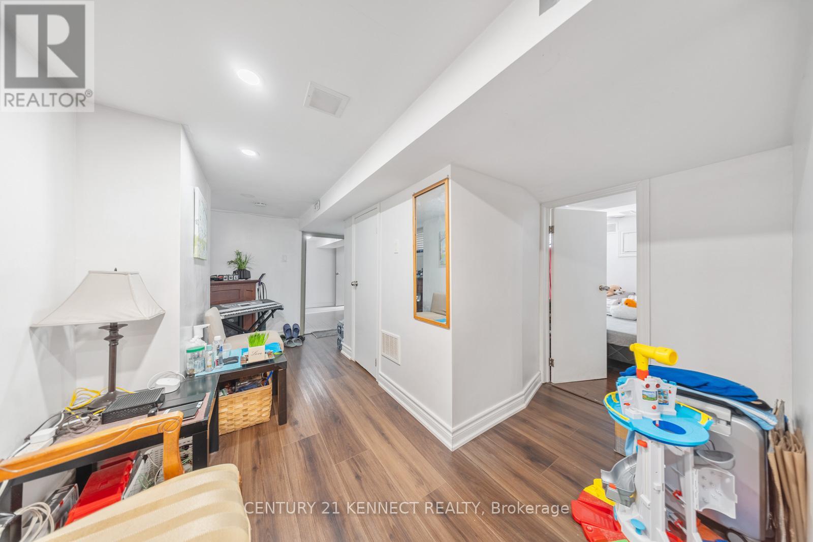 Photo 20 of 4475 4477 Hiram Street, Niagara Falls ON