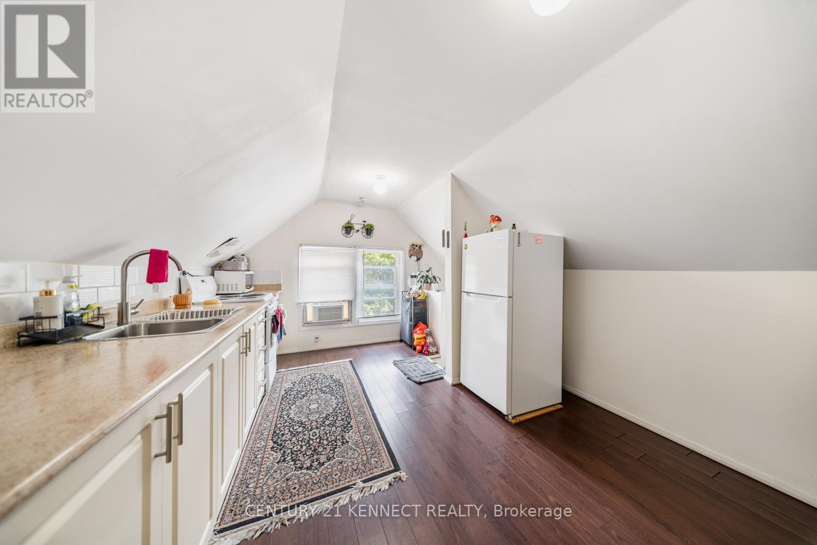 Photo 35 of 4475 4477 Hiram Street, Niagara Falls ON