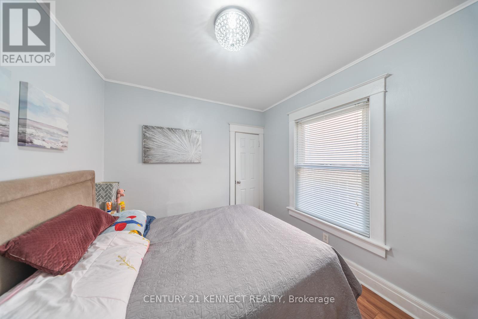 Photo 13 of 4475 4477 Hiram Street, Niagara Falls ON