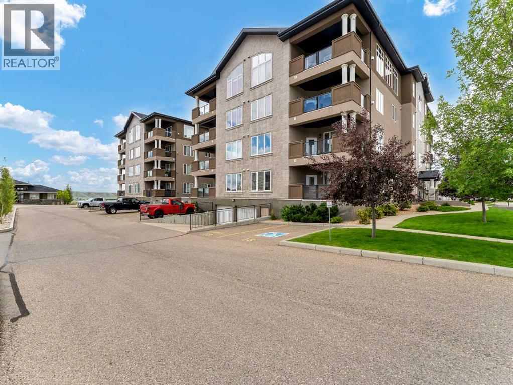 Photo 2 of 404 85 Terrace Drive Ne, Medicine Hat AB