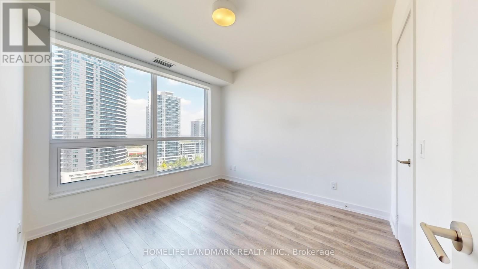 Photo 11 of 1205 1 Grandview Avenue, Markham ON