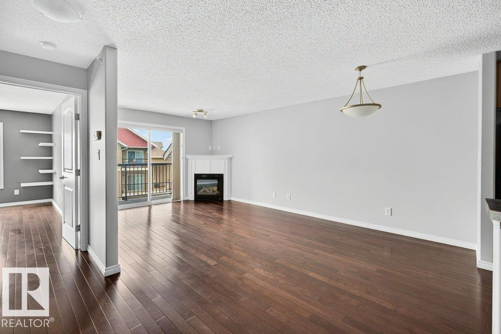 Photo 3 of 321 17415 99 Av Nw, Edmonton AB