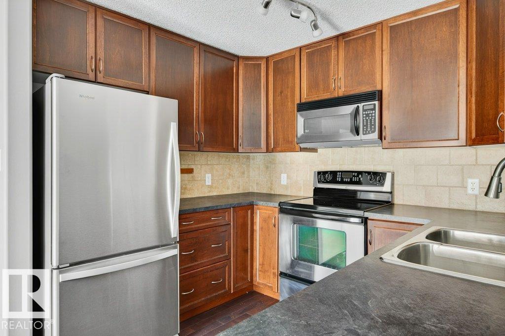 Photo 7 of 321 17415 99 Av Nw, Edmonton AB