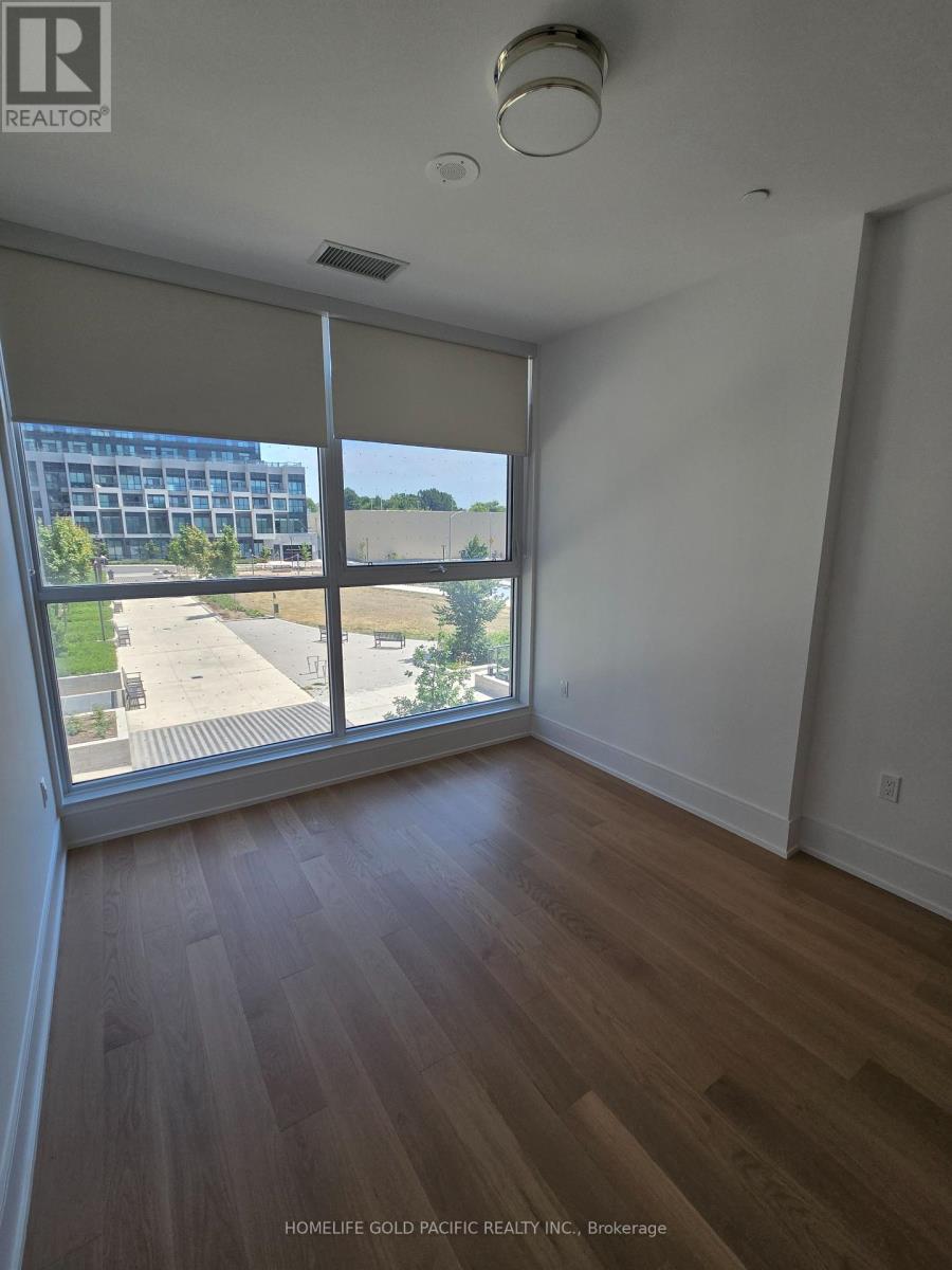 Photo 2 of 109 10 Inn On The Park Drive, Toronto ON
