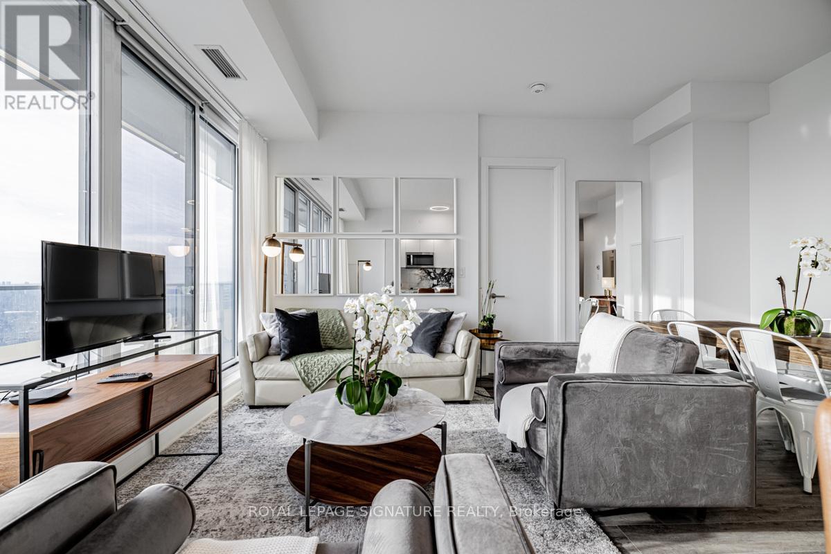 Photo 12 of Ph 506 75 Canterbury Place, Toronto ON