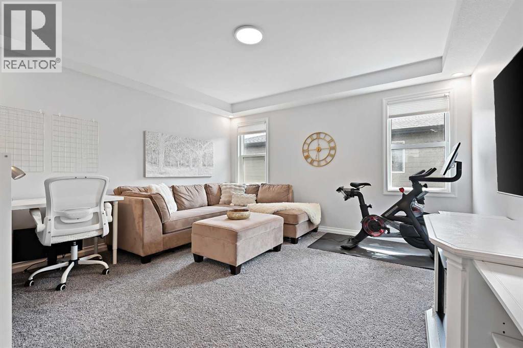Photo 19 of 472 Legacy Woods Circle Se, Calgary AB