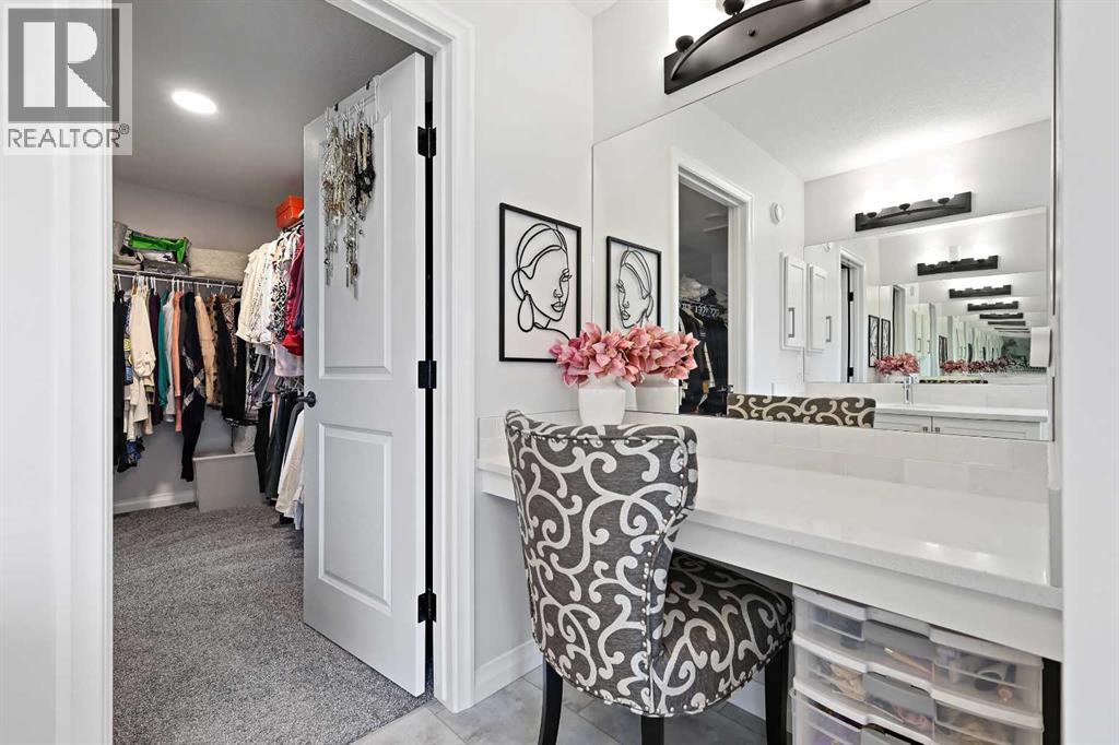 Photo 25 of 472 Legacy Woods Circle Se, Calgary AB