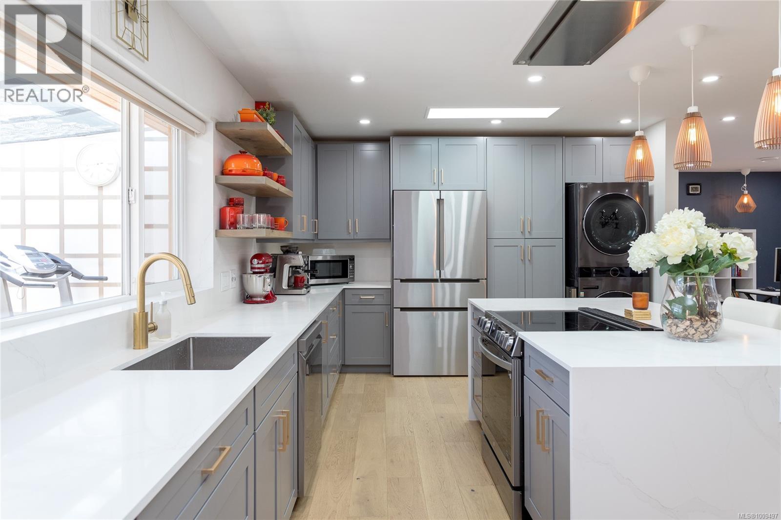  3947 Morgan Street, Saanich