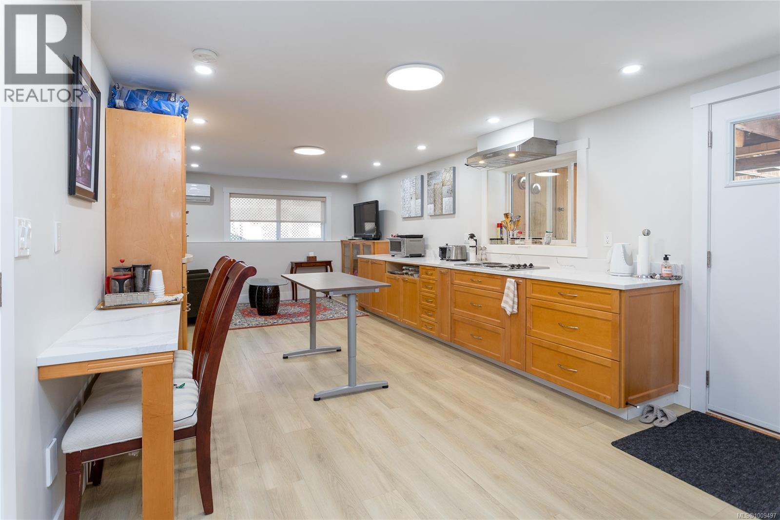  3947 Morgan Street, Saanich
