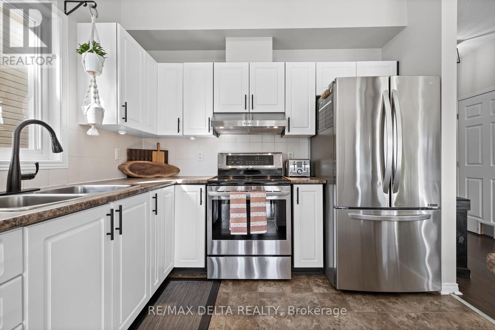 Photo 15 of 221 Mercury Street, Clarencerockland ON