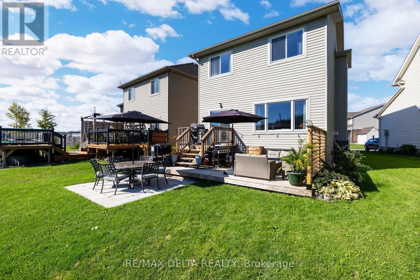 Photo 40 of 221 Mercury Street, Clarencerockland ON