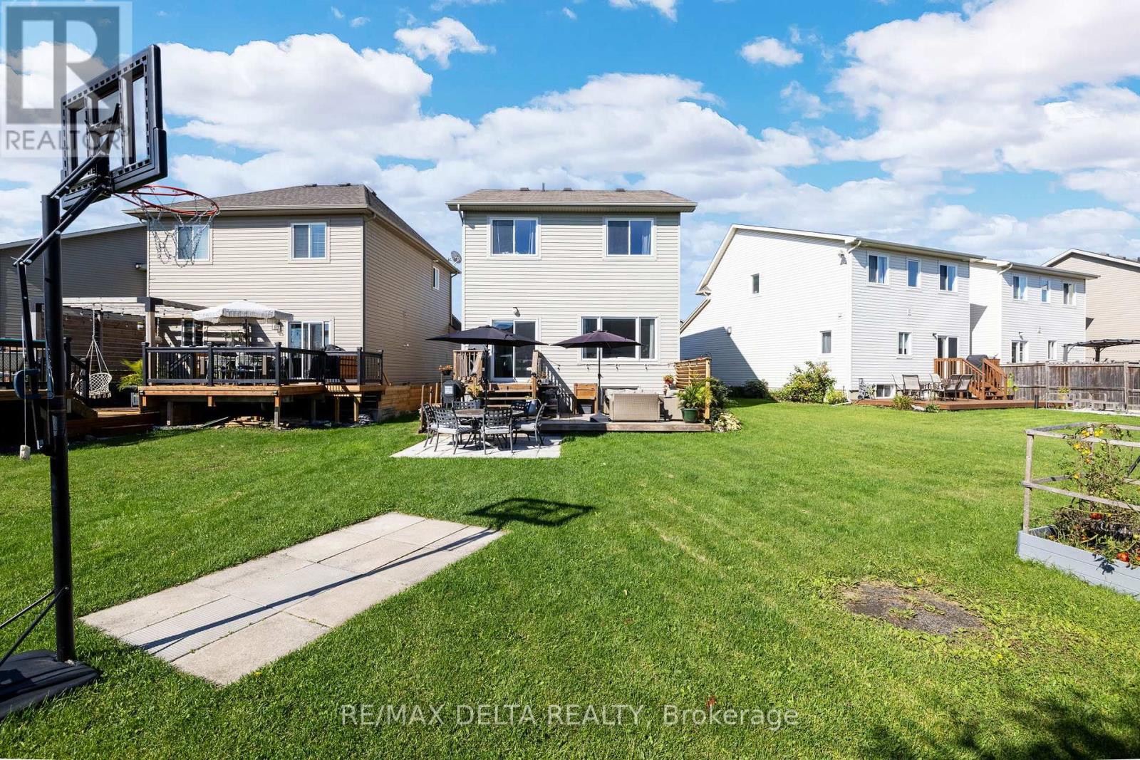 Photo 43 of 221 Mercury Street, Clarencerockland ON