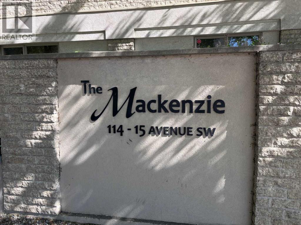 205, 114 15 Avenue SW, Calgary, Alberta