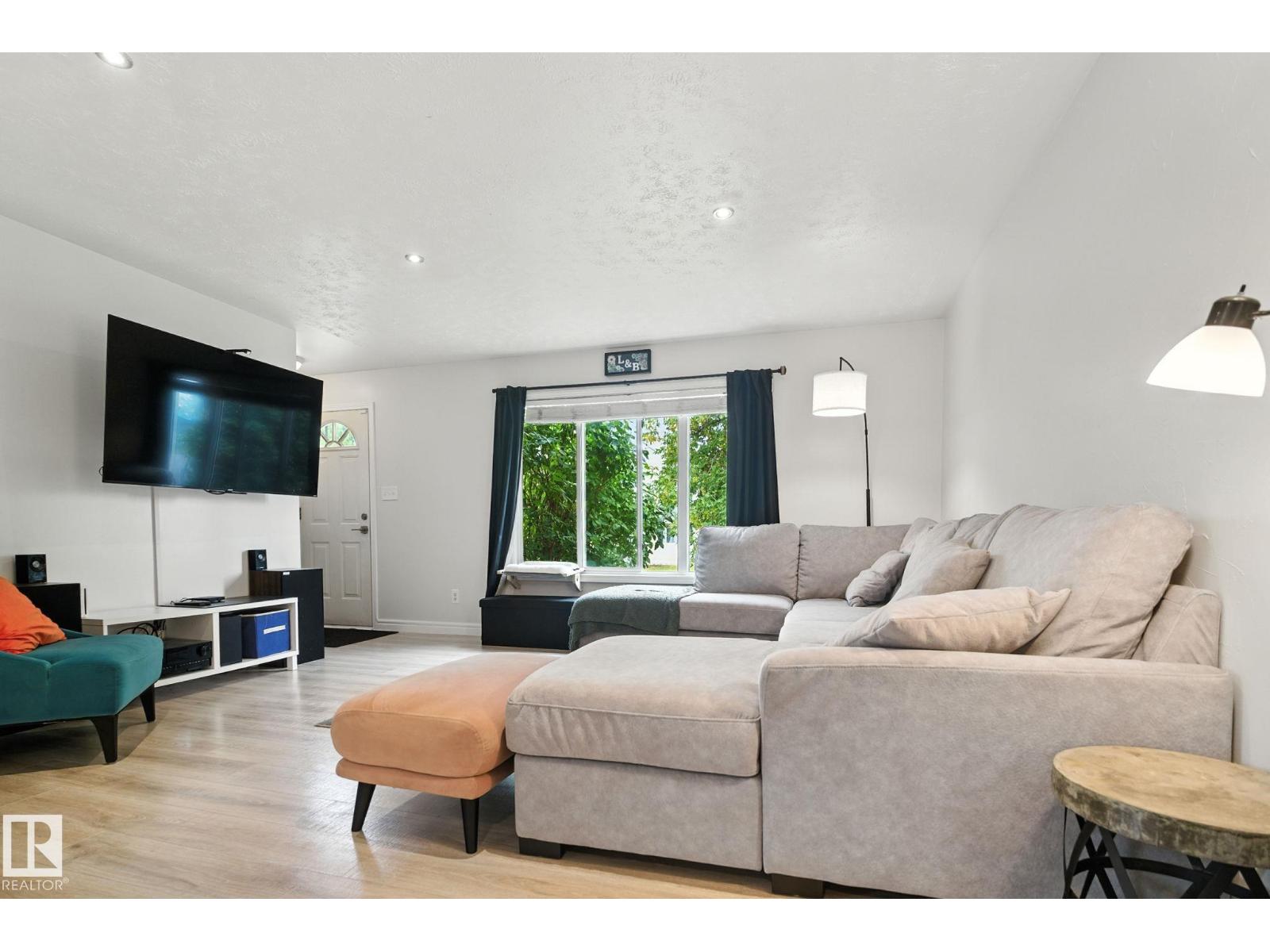 Single Family House Bungalow for Sale in   ST NW Edmonton 