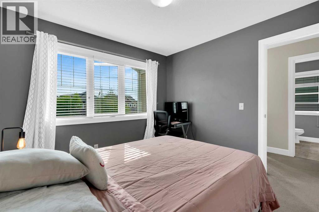 Photo 16 of 2020 Windsong Drive Sw, Airdrie AB
