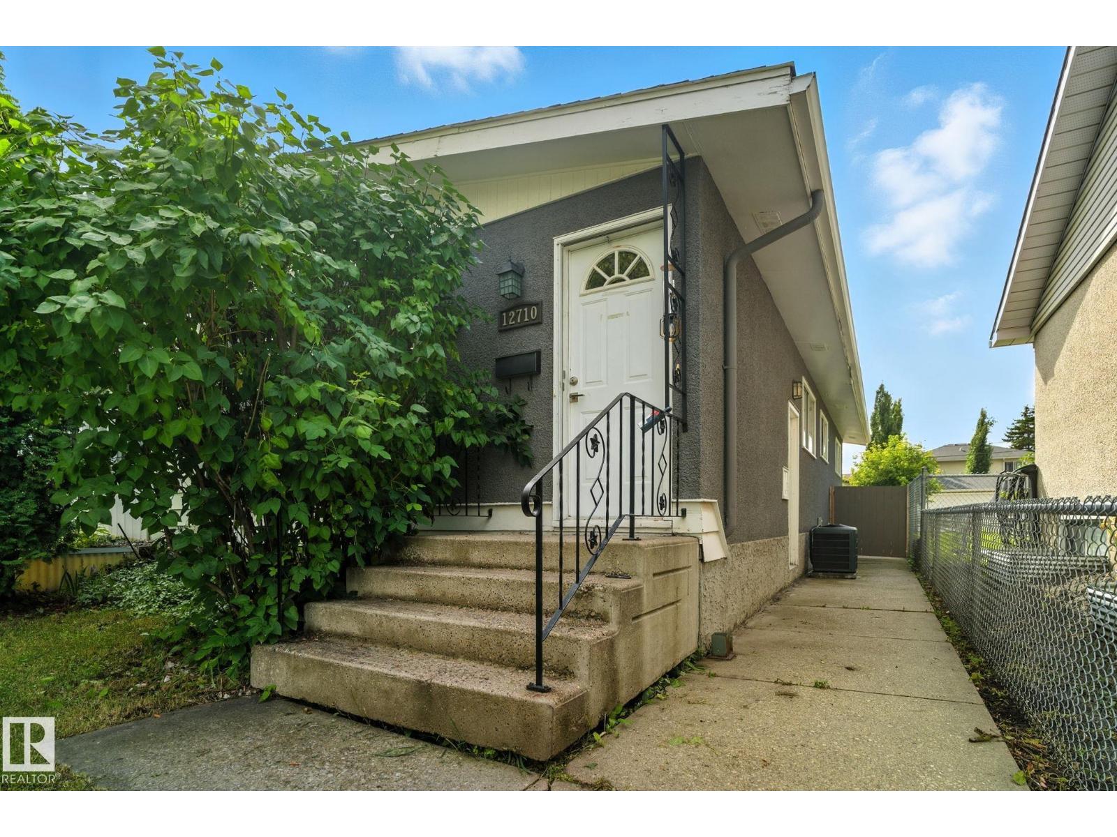 Single Family House Bungalow for Sale in   ST NW Edmonton 