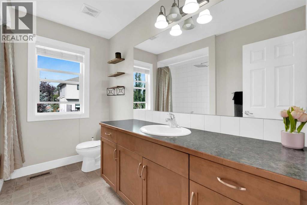 Photo 26 of 2020 Windsong Drive Sw, Airdrie AB