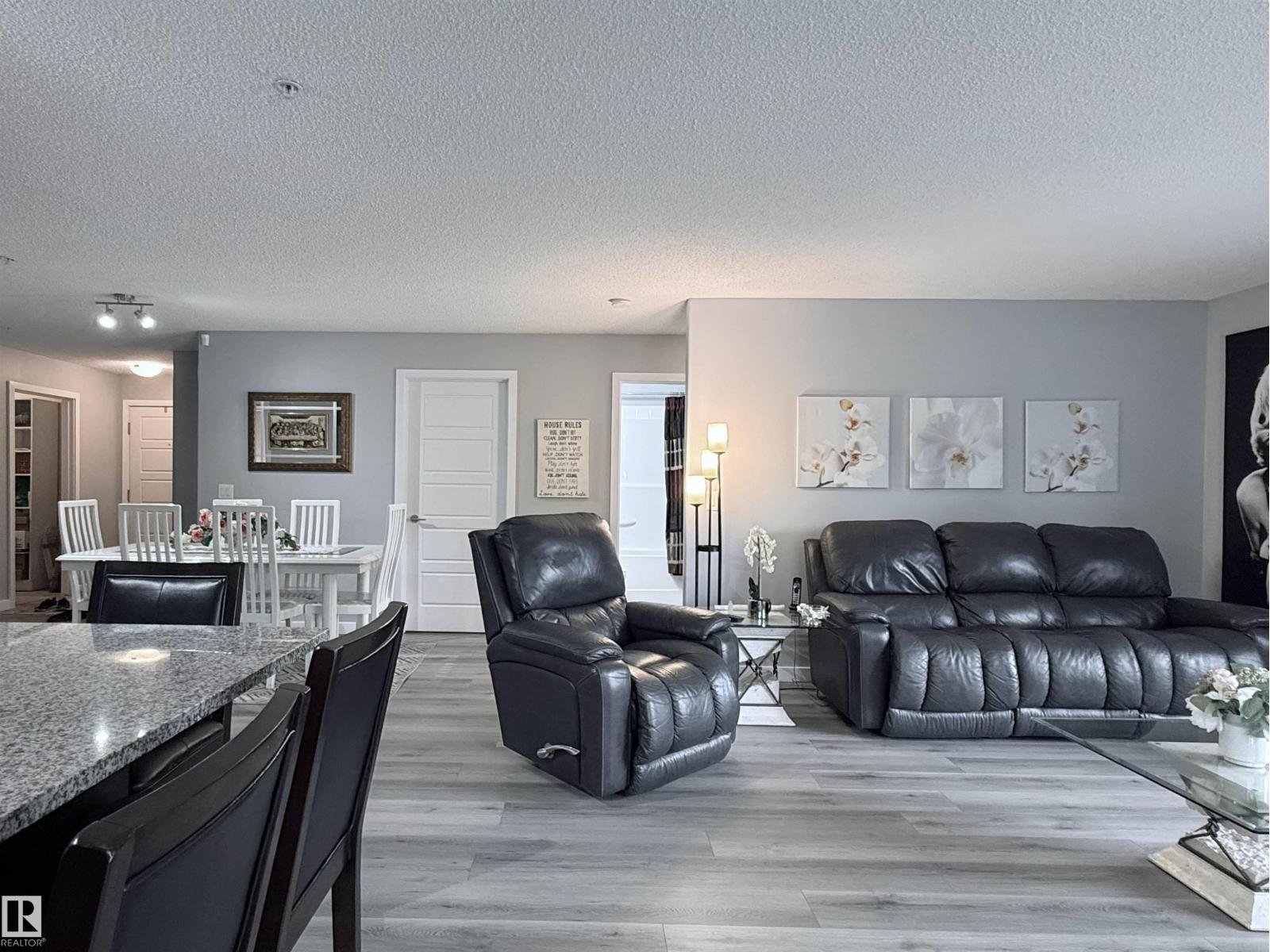 Photo 17 of 104 14808 125 St Nw, Edmonton AB