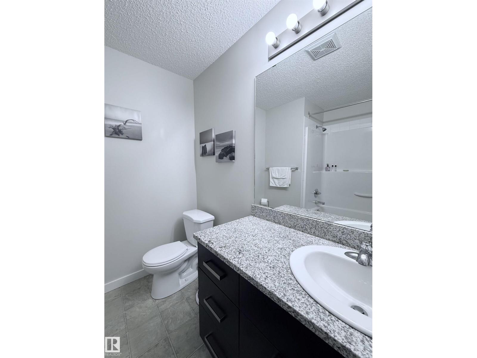 Photo 27 of 104 14808 125 St Nw, Edmonton AB