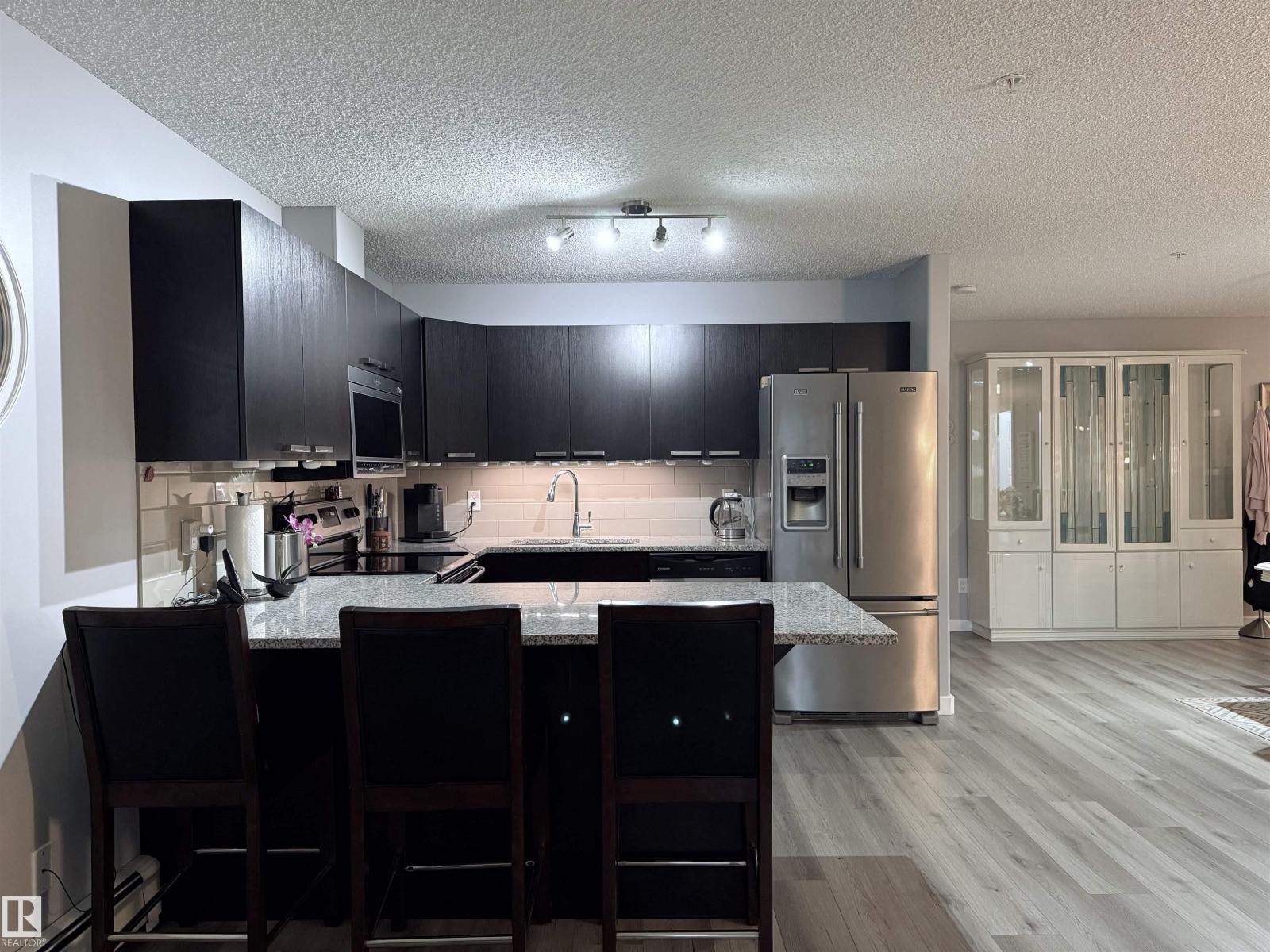 Photo 3 of 104 14808 125 St Nw, Edmonton AB
