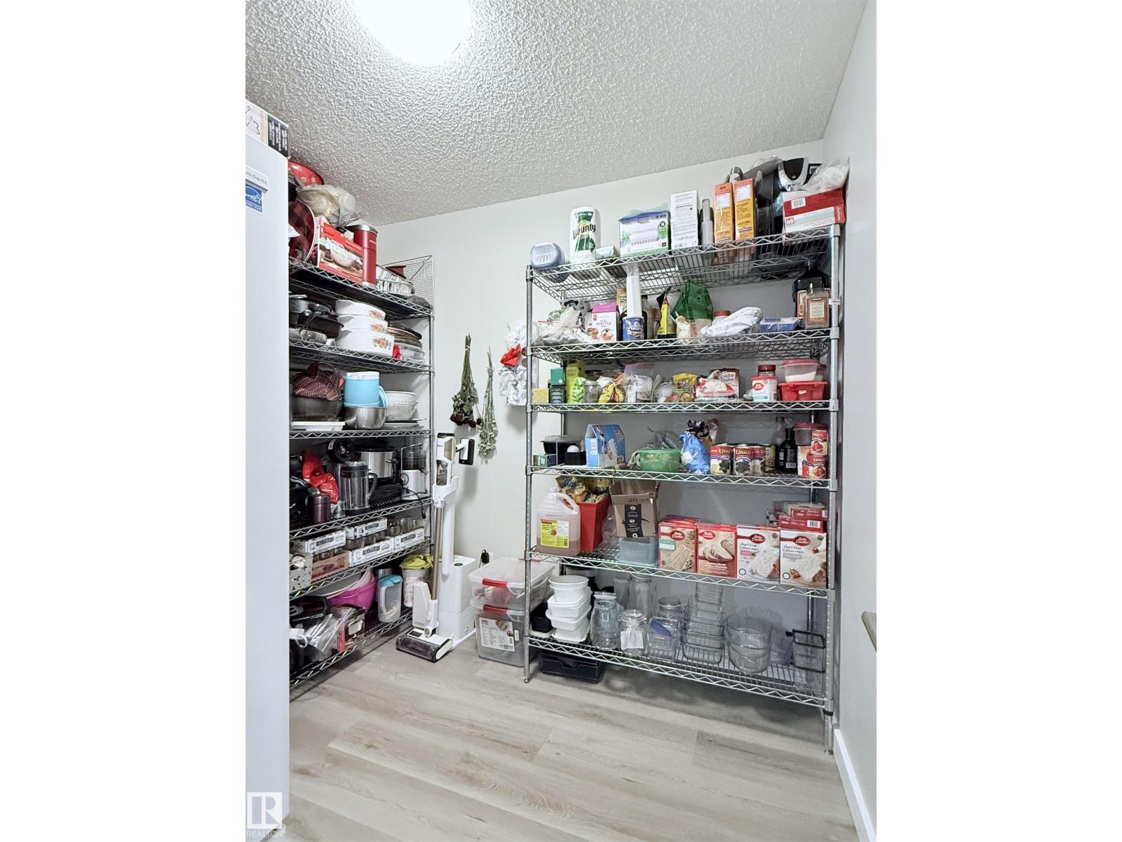 Photo 37 of 104 14808 125 St Nw, Edmonton AB