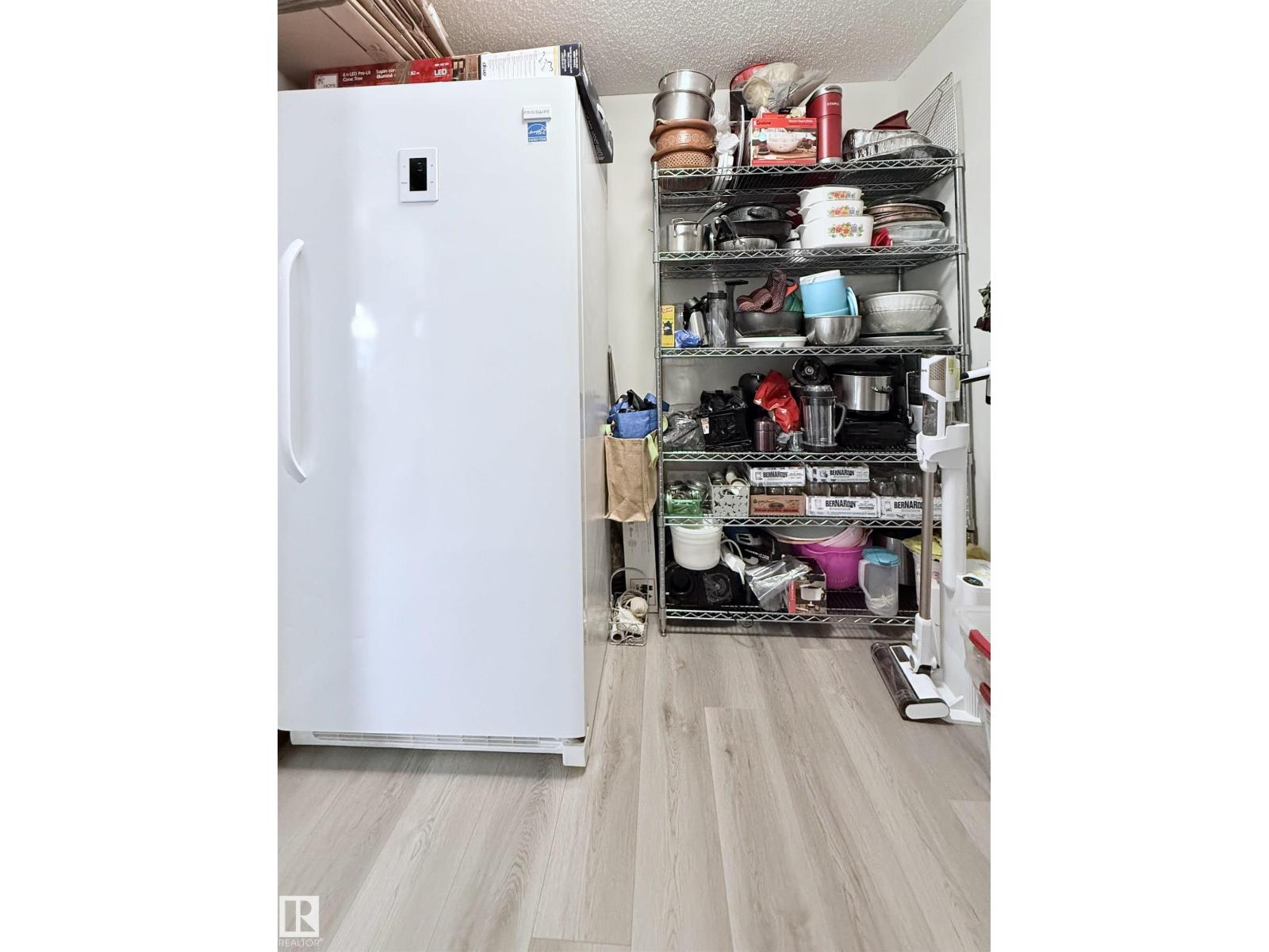 Photo 38 of 104 14808 125 St Nw, Edmonton AB