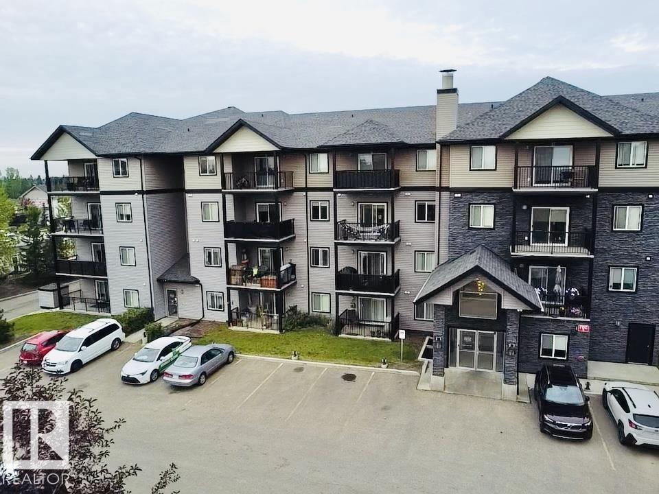Photo 6 of 104 14808 125 St Nw, Edmonton AB
