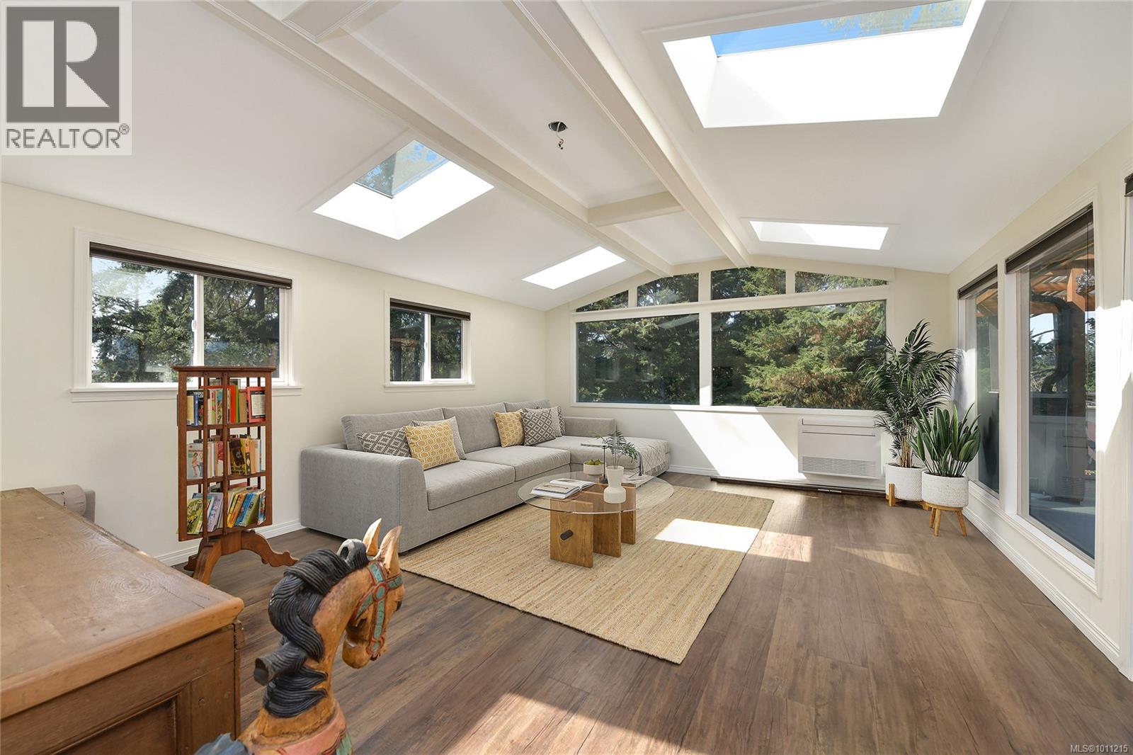 Photo 1 of 2582 Rainville Rd, Langford BC