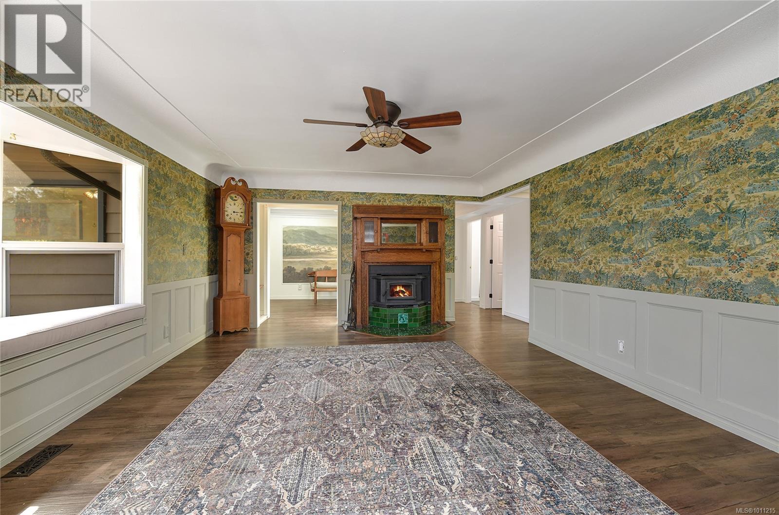 Photo 11 of 2582 Rainville Rd, Langford BC