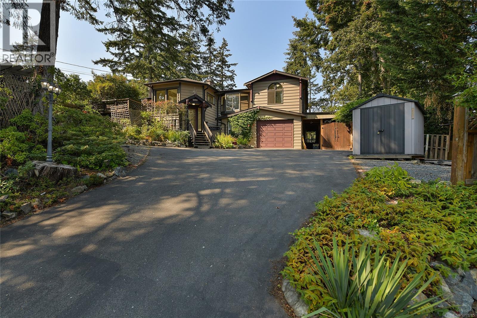 Photo 66 of 2582 Rainville Rd, Langford BC