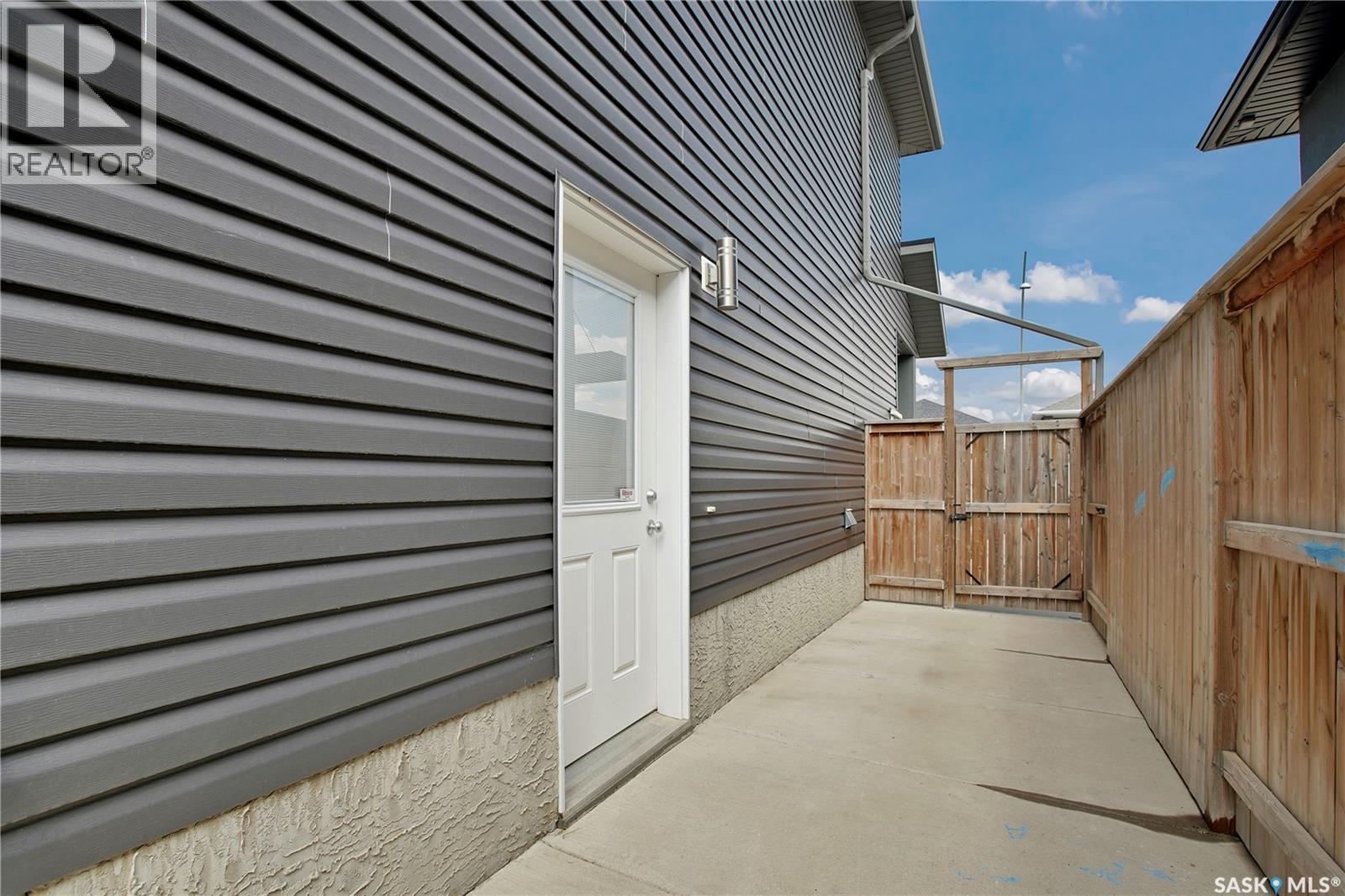Single Family House 2 Level for Sale in  Kloppenburg STREET Saskatoon 