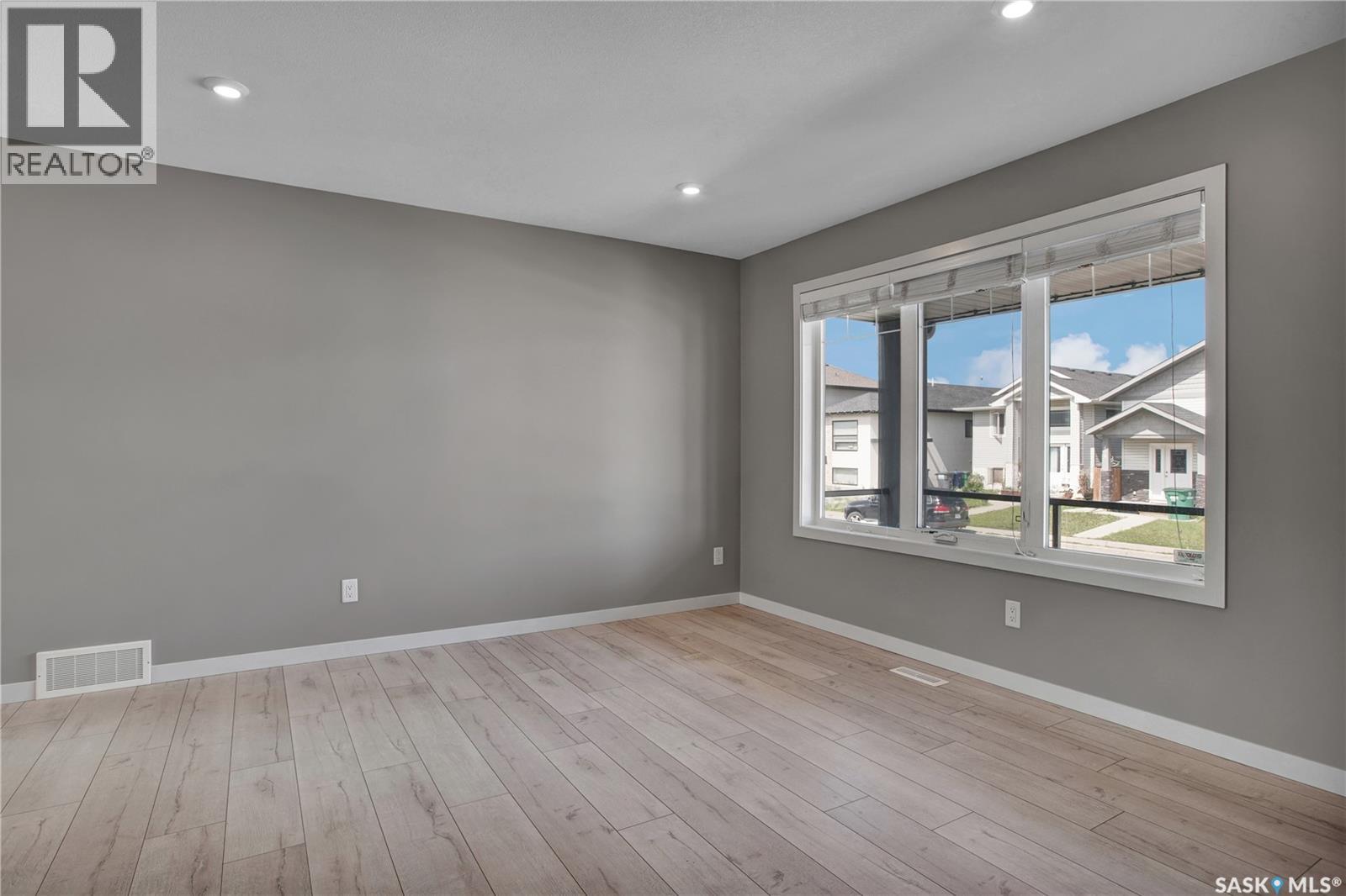 Single Family House 2 Level for Sale in  Kloppenburg STREET Saskatoon 