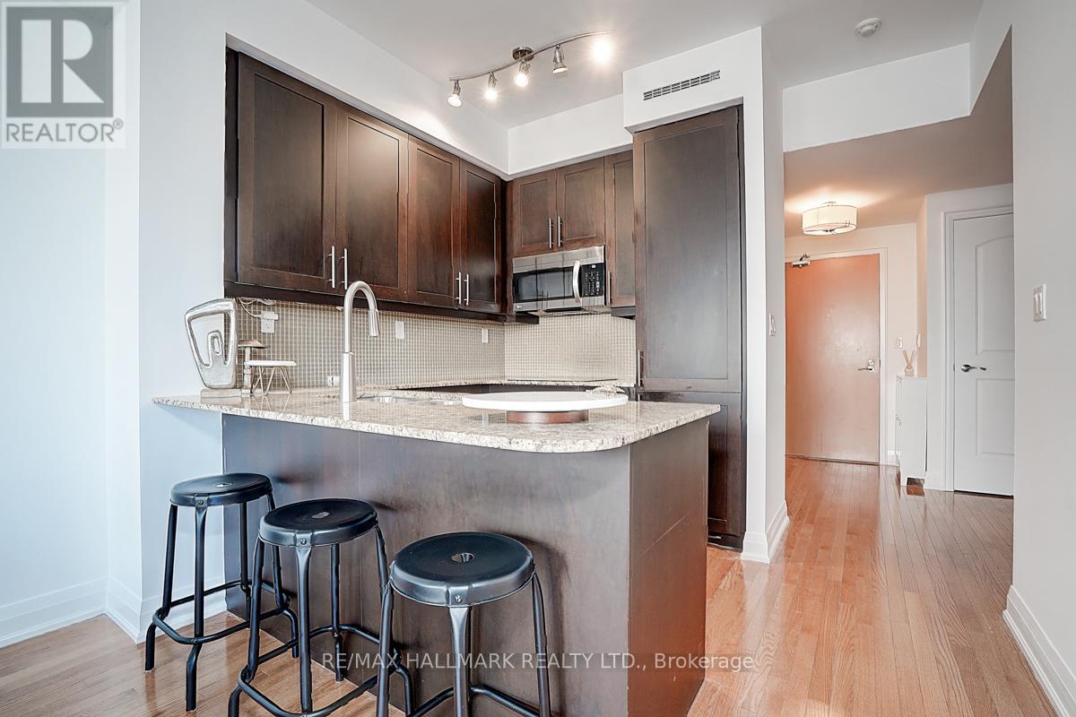 Photo 12 of 819 1 Bedford Road, Toronto ON