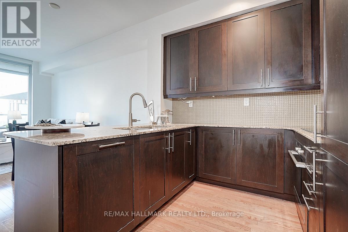 Photo 19 of 819 1 Bedford Road, Toronto ON