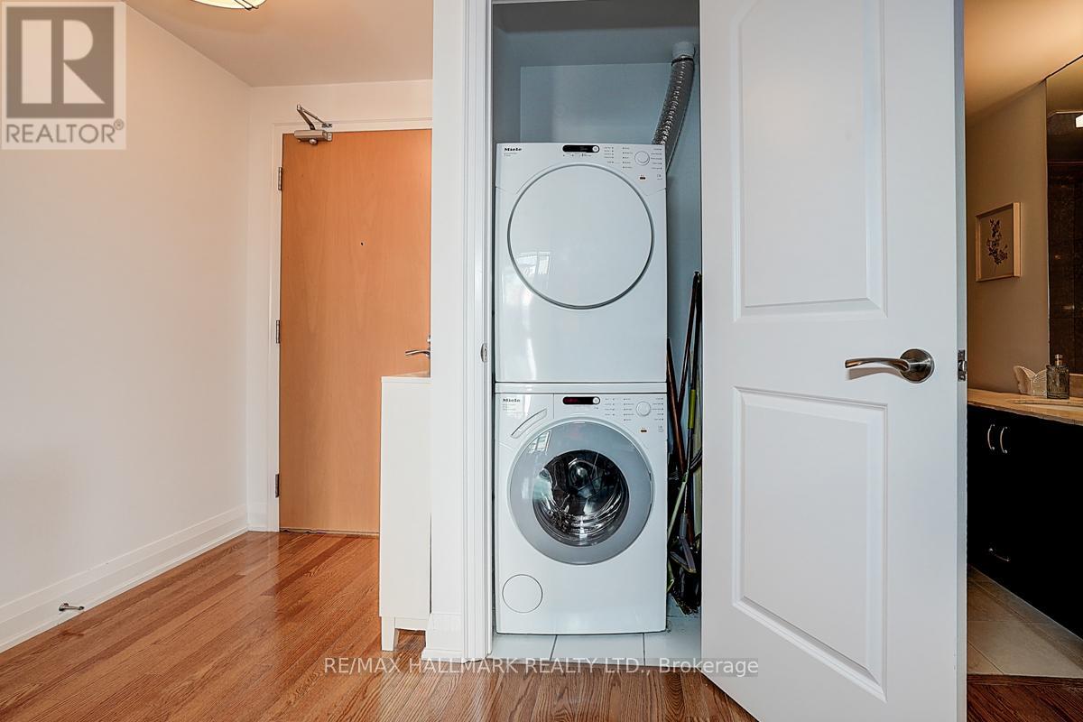 Photo 27 of 819 1 Bedford Road, Toronto ON