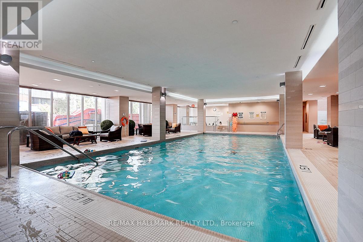 Photo 32 of 819 1 Bedford Road, Toronto ON