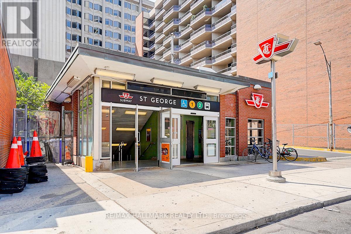 Photo 46 of 819 1 Bedford Road, Toronto ON