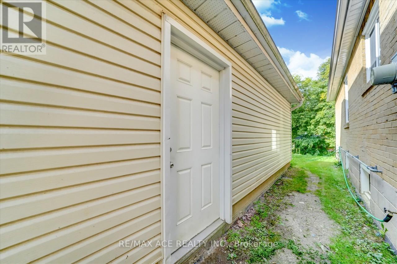 Photo 16 of Bsmt 20 Martindale Road, Toronto ON